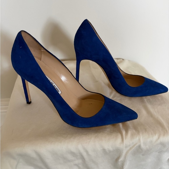Manolo Blahnik BB Royal Blue Suede Heels pump 37.5 main image 4